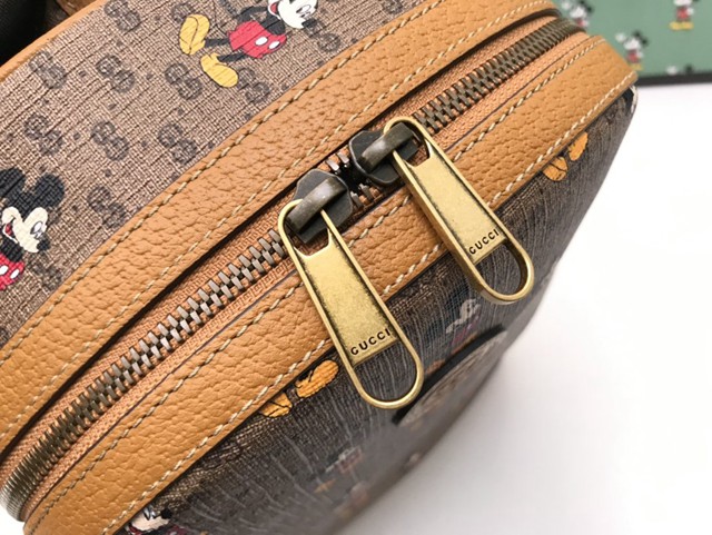 Gucci雙肩包 552884 古馳早春新款Mickey mouse系列 米奇印花 Gucci小號女士雙肩背包  gqy3475